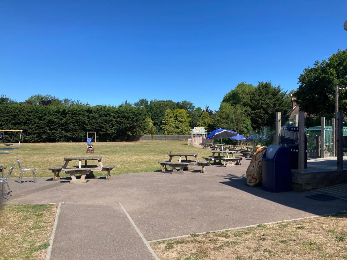Birchington Vale Caravan Holiday Park ภายนอก รูปภาพ